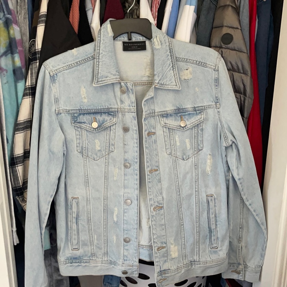 Jean jacket, brand new, fits Large